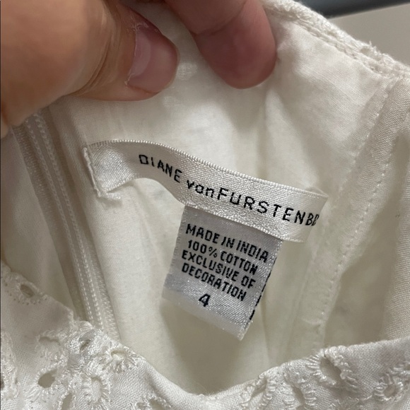 Diane Von Furstenberg Cream Lace Backless Dress - Picture 3 of 4